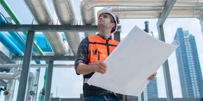 Lee más sobre el artículo Del plano a la operación: Cómo asegurar que el diseño de ingeniería sobreviva a la realidad del campo